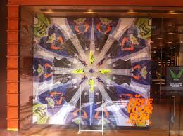 Nike Free 5 0 Retail Window Display Kaleidoscope Rotating Shoe Display Retail Display Retail Windows Window Display