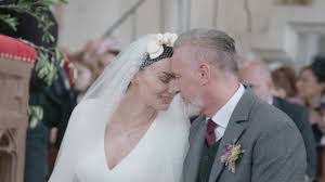 Seit oktober 2017 ist mimi fiedler mit dem produzenten otto steiner liiert. Mega Hochzeit Im Hollywood Stil Promiauflauf Bei Mimi Fiedler Video Vip De
