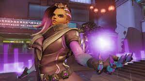 Counters, synergies, tips, strategies, etc. Sombra Overwatch S Newest Hero All Of Her Abilities Cosmetics And Some Tips Pcgamesn