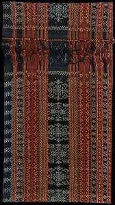 Utang Sarong Ikat From Sikka Flores Indonesia Ikat Asian Textiles Indonesian Art
