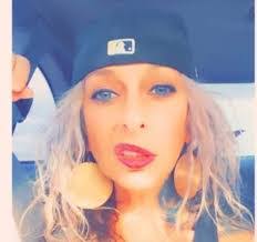 Jessica Stacks's Instagram, Twitter & Facebook