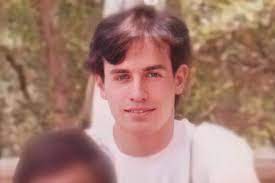 La vacuna es de cobertura universal y va a ser gratuita el subsecretario de prevención y promoción de la. Las Polemicas Fotos De Hugo Lopez Gatell El Hombre Que Lucha Contra El Coronavirus Infobae