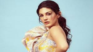 Photo collection for amyra dastur including photos, amyra dastur clean and clear, amyra dastur wallpaper amyra dastur and modeling photos of amyra dastur smile. Watch Amyra Dastur Is Your Guidebook For Diy Home Remedies For Skin And Hair Zee5 News