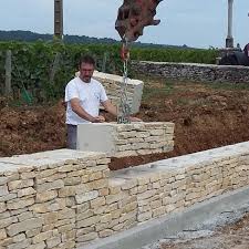 Mc Pierre Votre Entreprise Artisanale A Aubaine Stone Wall Outdoor Design Building A Fence