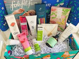 Fabfitfun Summer 2021 Box: Customization Open For Annual Members