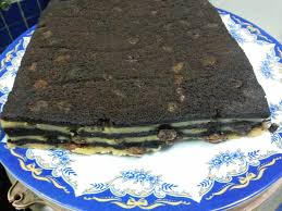 Milo, horlicks, eggs, condensed milk, baking powder and vanilla. Dari Ovenku Kek Lapis Horlick Koko Kismis Facebook