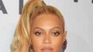 Le look indécent de Beyoncé à un événement caritatif