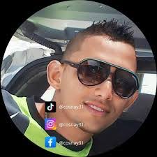 Juan Bodden's Instagram, Twitter & Facebook