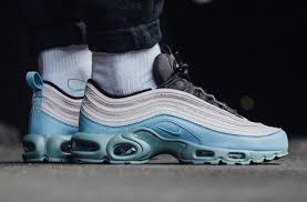 Now Available Nike Air Max Plus 97 Mica Green Layer Cake Https Twitter Com Gmlinglin Status 978435341462904832 Nike Air Max Nike Air Max Plus Nike