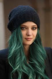 Yesil Sac Rengi Ve Modelleri Kadinev Com Hair Styles Hair Colour For Green Eyes Popular Hair Color
