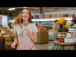 Kinder Bueno Chocolate Bar Will Make U S Television Debut During The 92nd Oscars