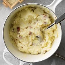 Garlic Mashed Red Potatoes Recipe In 2020 Garlic Red Mashed Potatoes Mashed Red Potatoes Red Potato Recipes