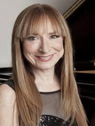 A night at a Paris cafe with Poulenc