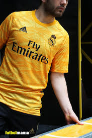 Espalda en tela microperforada que brinda mayor ventilación y cuerpo mas seco. Camiseta Adidas Portero Real Madrid 2019 2020 Camisa De Futbol Camisetas Camisetas Deportivas