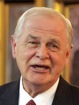 Steinmann tries to block Ewing layoff plan