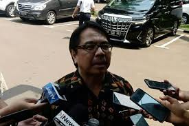 Unggahan ade armando itu dianggap sebuah ejekan karena karakter joker merupakan sosok baca juga: Ade Armando Bu Fahira Sebagai Anggota Dpd Mengapa Mengurus Masalah Meme