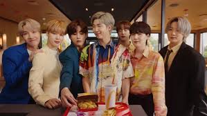 Bts has partnered with mcdonald's to bring you the bts meal! Bts And Mcdonald S Launch Exclusive Meal With Two New Dipping Sauces Techbondhu News