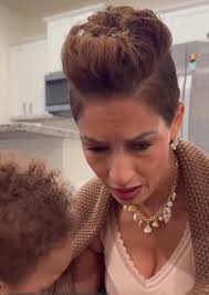 Controversy Over Mother's Advice to Daughter