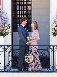 Auch beatrice borromeo sieht man die lange nacht an. Hochzeit In Monaco Hier Ist Das Erste Foto Von Beatrice Borromeos Brautkleid Stylight
