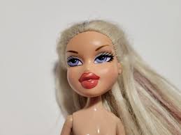 Bratz Spiderman Cloe Doll Blonde Hair Blue Eyes MGA