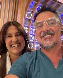 Buen día yo me llamo María Luisa Ojeda siempre miro el programa yo tengo  Diabetes y presión alta.nunca puedo bajar de peso así que una ayuda