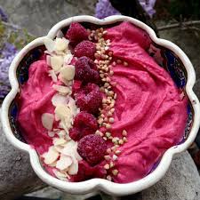 Creme Glacee Aux Framboises Vegan Sans Gluten Sans Sorbetiere In 2020 Homemade Ice Cream Homemade Ice Food