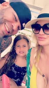 Awesome family picture  😍🥰!!🇺🇸🤜🏻🤛🏻🇺🇸👍🏻🇺🇸👍🏻🇺🇸👍🏻🇺🇸👍🏻🇺🇸👍🏻🇺🇸👍🏻🇺🇸👍🏻🇺🇸🇺🇸🇺🇸🇺🇸 