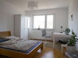 Bestimmen sie, wann und wie sie neue angebote zu ihrer suche erhalten. Helles Wg Zimmer Zum Wohlfuhlen Wg Zimmer Zimmer Zimmer Renovierungen