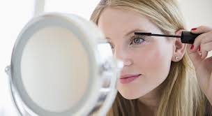 Maquillage Des Yeux 15 Erreurs A Eviter
