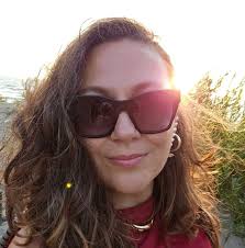 Hi! Our family plans to buy an apartment in Bratislava, and we would be  grateful for recommendations from real estate agencies or agents you've had  good experiences with. Alternatively, if there are