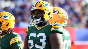 Source: Ex-Packers LT Rasheed Walker agrees to join Panthers