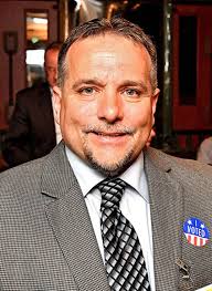 Michael Araujo's Instagram, Twitter & Facebook