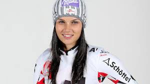Sport chic спортивная девушка anna горнолыжный спорт пляжные девушки снег спорт атлет лыжи. Verletzungsschock Anna Veith Mit Kreuzbandriss Out Laola1 At