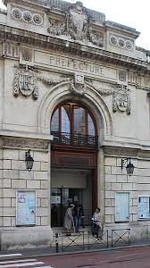 Et ce n'est pas étonnant. Hotel De La Prefecture Du Departement De La Somme A Amiens Pa00116061 Monumentum