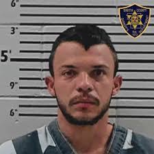 Merle Gregory's Instagram, Twitter & Facebook