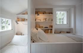 10+ desain penataan kamar tidur minimalis, lengkap dengan foto dan penataan tata ruang sederhana october 3, 2020 january 15, 2019 by capitantifus com hidup di perkotaan yang dihuni penduduk yang padat, mengharuskan kita berada di posisi memilih untuk memiliki ruang tempat tidur yang sederhana, ini adalah pilihan terbaik yang telah kita ambil. 10 Cara Praktis Menata Kamar Tidur Mungil Sudah Tahu