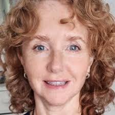 Tracey Keating's Instagram, Twitter & Facebook