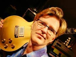 Roine Stolt's The Flower King, a fine novembre l'album 'Manifesto Of An  Alchemist' · Metal Hammer Italia