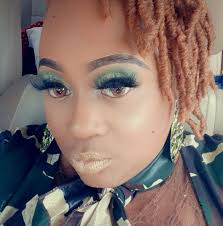 Hanging out with Bishop Micheal Brooks one of the musical brains behind  “Commissioned” and the group “Witness”!!