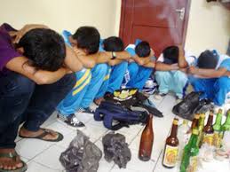 Kejayaan dan keberkesanan pendidikan banyak berkait rapat dengan kesedaran, keinsafan dan tanggungjawab guru sebagai pendidik, di samping mempunyai kelengkapan keilmuan yang cukup dan sahsiah luhur. Kecelaruan Mental Cabaran Baru Generasi Z Yayasan Dakwah Islamiah Malaysia
