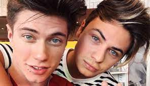 Bef.lnk.to/doveequando una produzione borotalco.tv regia e editing: Chi Sono Benji E Fede Biografia E Vita Privata Di Benjamin Mascolo E Federico Rossi Gossippiu