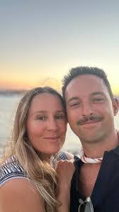 Jan Nye's Instagram, Twitter & Facebook