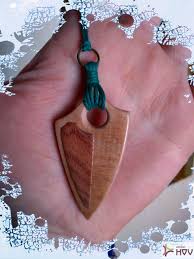 Pin By Ana San Jose On Dremel Wood Wood Jewellery Jewelry Crafts Wooden Jewelry