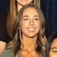 Shana Tracy's Instagram, Twitter & Facebook