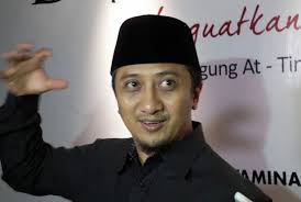 Последние твиты от ustad yusuf mansur (@iyusuf_mansur). Ustaz Yusuf Mansur Mau Bersedekah Jangan Khawatir Soal Rezeki Republika Online