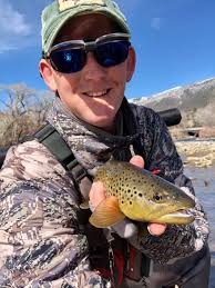 What are the fishing conditions and effective methods for trout fishing in  Broken Bow in August?