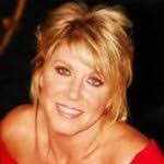 Donna Shetters's Instagram, Twitter & Facebook