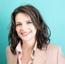 Contact juliette binoche on messenger. Macau Daily Times æ¾³éæ¯æ¥æå ± Juliette Binoche Joins Iffam Talent Ambassador