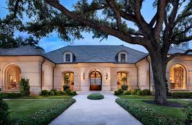 The French Provincial Style Of Bevolo Gas Electric Lights Facebook