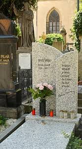 „když se s člověkem navždy loučíte, slzy k tomu nepatří, razil heslo petr muk. Pavel Vrba Textar Wikipedie